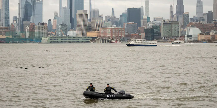 Encuentran cadáver flotando en el Hudson River cerca de Battery Park