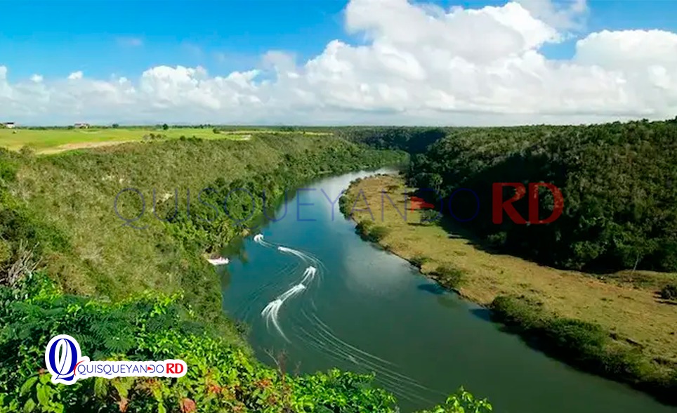 Río Yaque del Norte arrastra a un agricultor haitiano en Santiago: continúa la búsqueda
