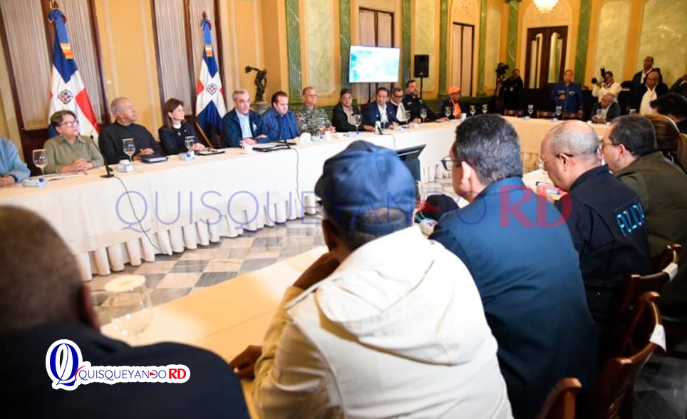 Gobierno trabaja para retornar a la normalidad tras el paso de la tormenta Melissa