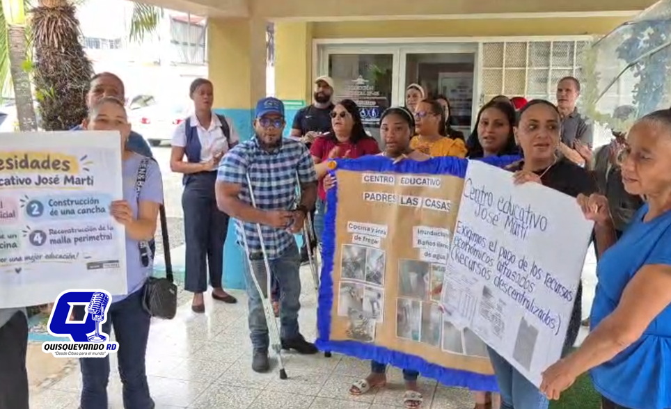 APMAE y maestros piquetean Distrito 07-05 y exigen soluciones para centros educativos de Llave y La Mesa