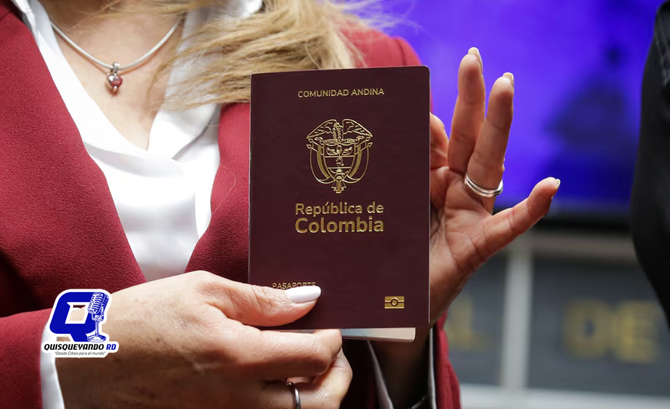 Detienen a 15 en Colombia por presunta red que facilitaba documentos falsos a dominicanos para viajar a España