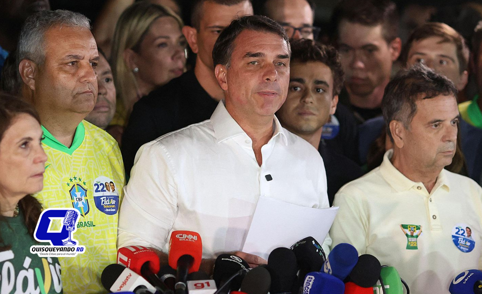 Flavio Bolsonaro pedirá invalidar las elecciones brasileñas tras perder frente a Lula
