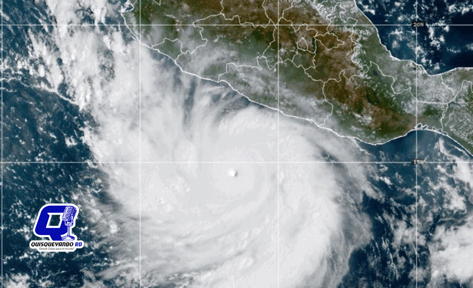 Huracán Polo se fortalece y figura entre las tormentas más intensas registradas frente a México