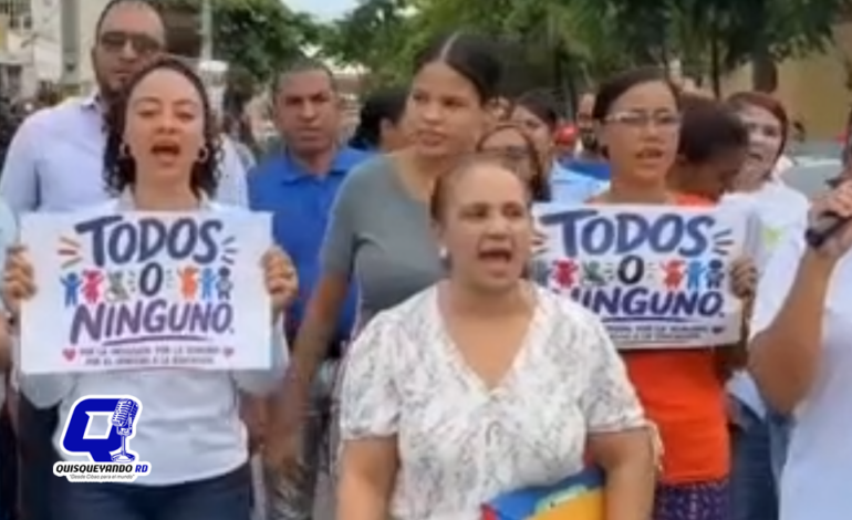 Realizan bocinazo en demanda de nuevo plantel para estudiantes sin cupo en escuela LARPE