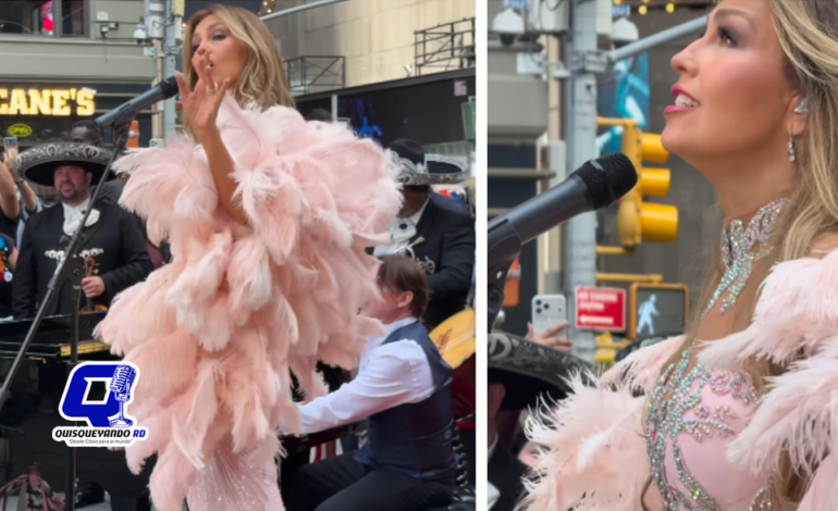 Thalía lleva el sabor dominicano a Times Square con homenaje a Juan Gabriel