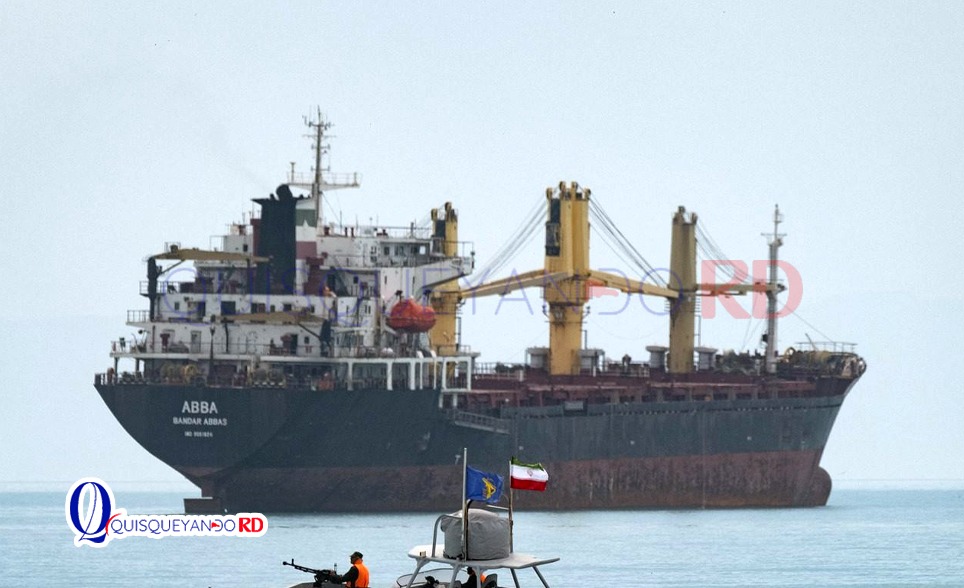 “Ormuz está abierto”: Hegseth envía señal al comercio global