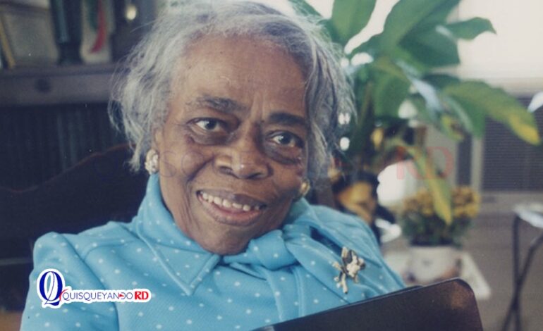 Tras 70 años lavando ropa, dona 150 mil dólares para becas universitarias