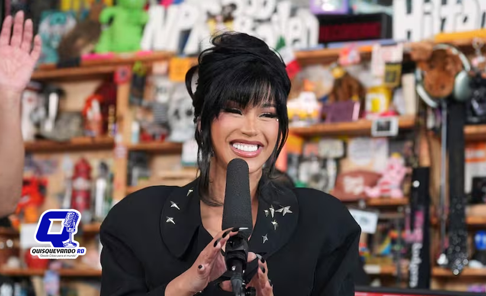 ¡Cardi B arrasa en su debut en Tiny Desk!